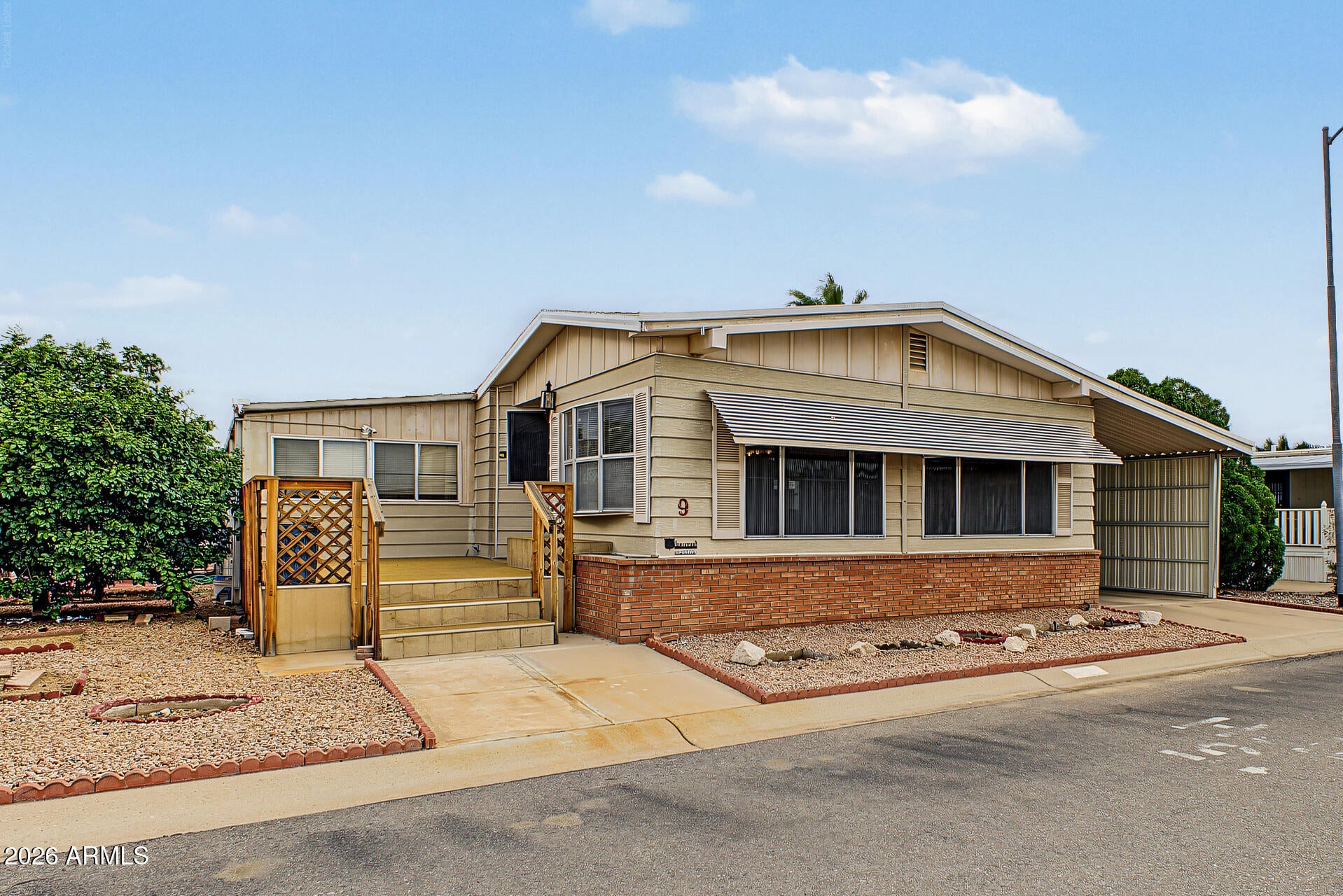 450 W SUNWEST Drive 9