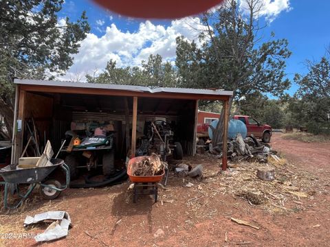 A home in Ash Fork