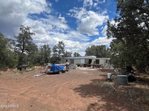 A home in Ash Fork