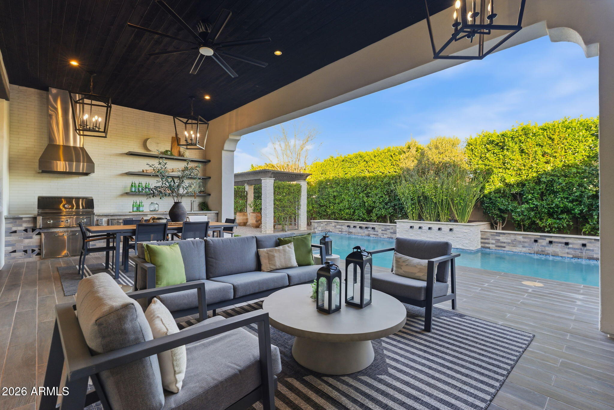 11859 N LOMA LINDA Street