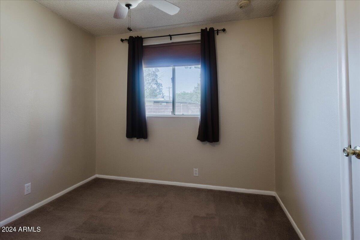 WHISPERING HILLS - Residential
