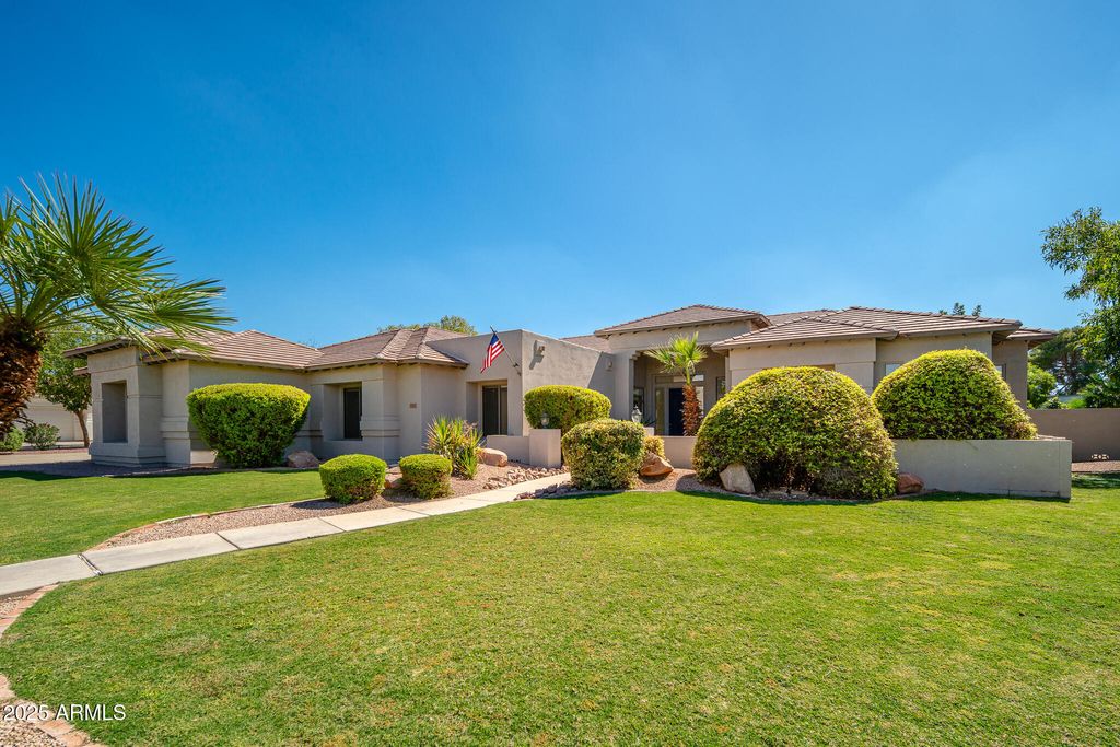 Photo of 6439 W Willow Avenue, Glendale, AZ 85304 (MLS # 6931442)