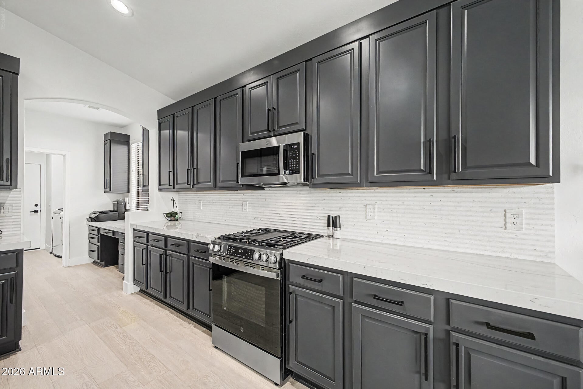 4035 E DESERT FOREST Trail