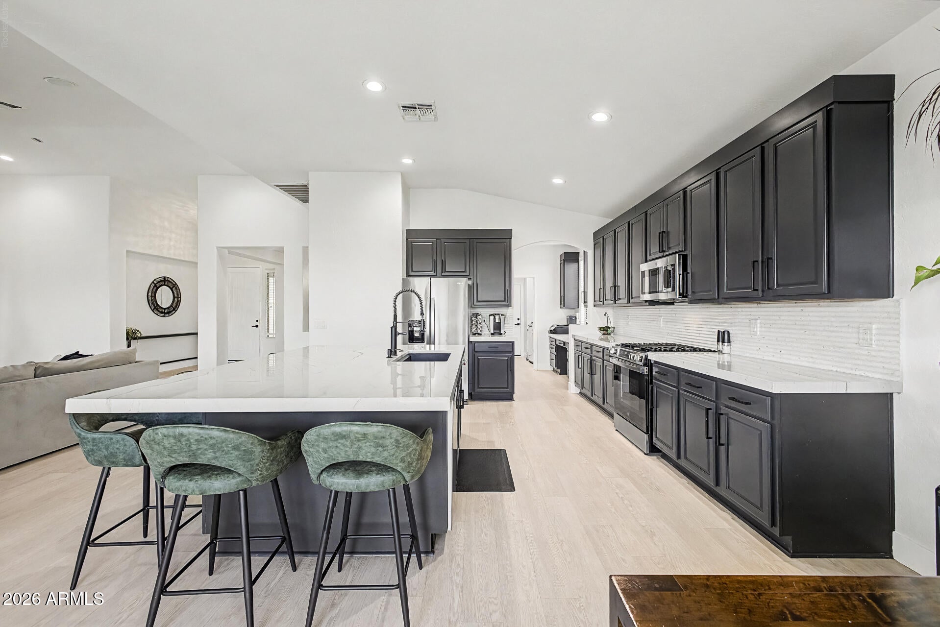 4035 E DESERT FOREST Trail
