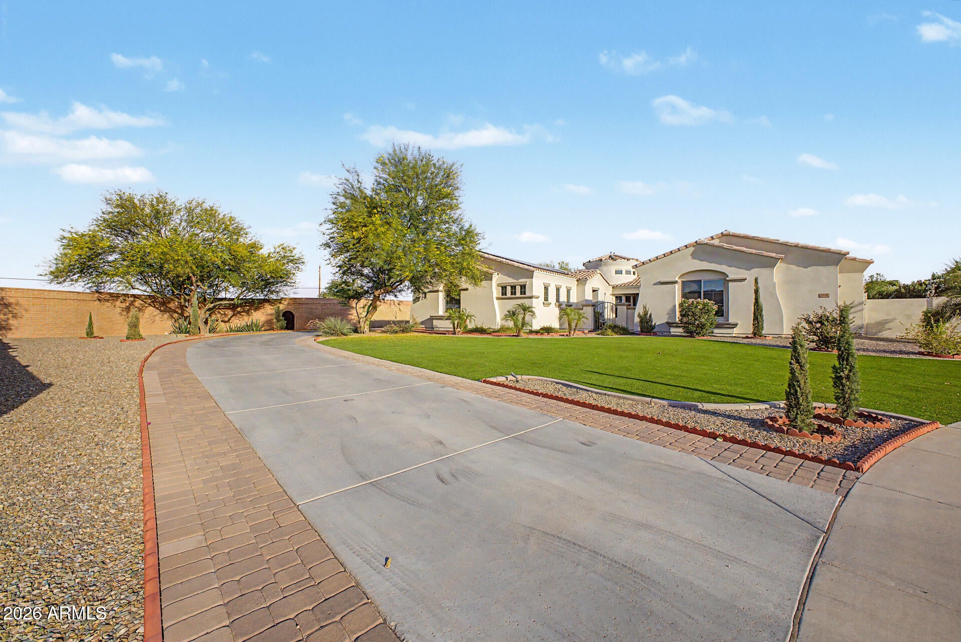 3155 E BLACKHAWK Court