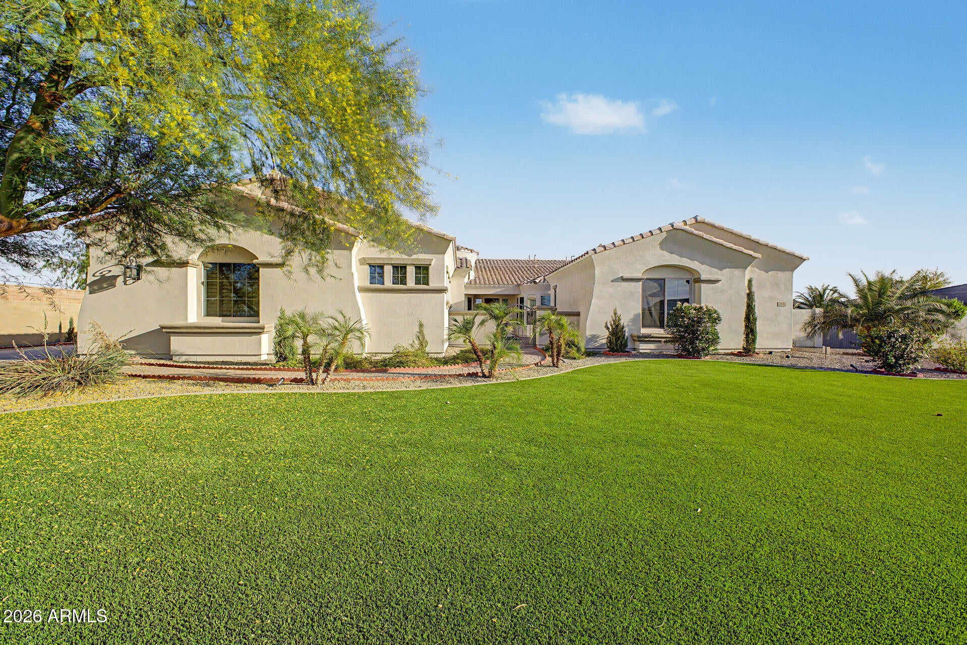 3155 E BLACKHAWK Court