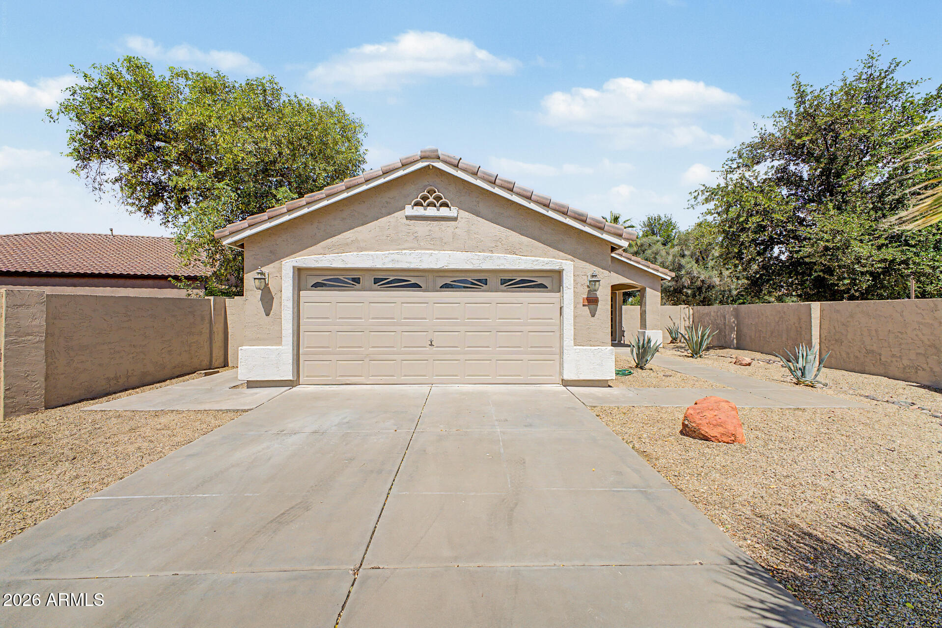 1046 N SAN BENITO Drive