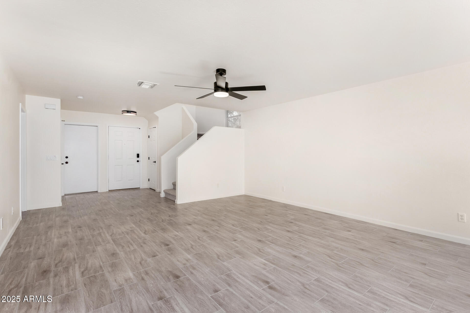 11145 W CAMPBELL Avenue