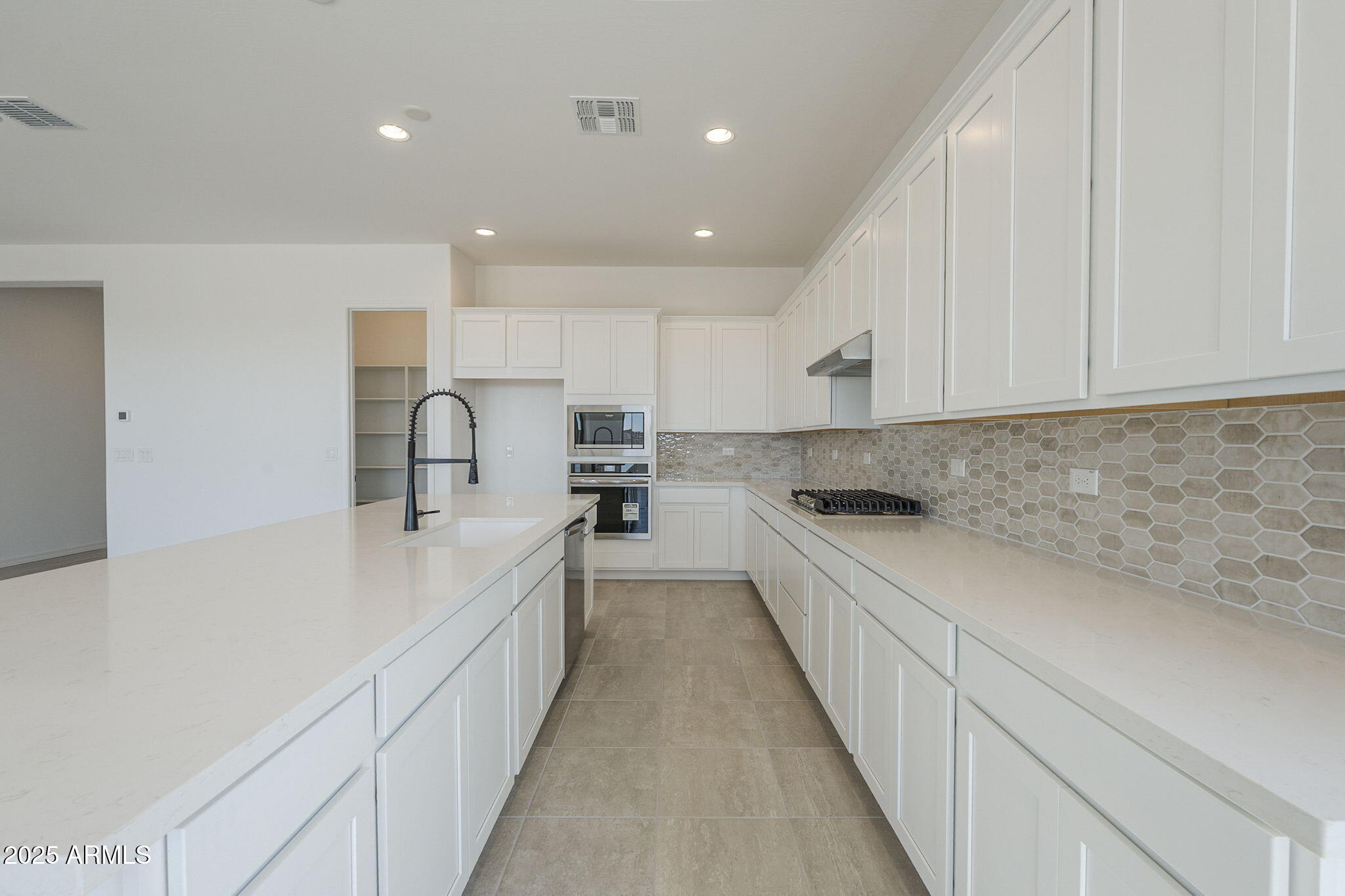 20269 W CATALINA Drive