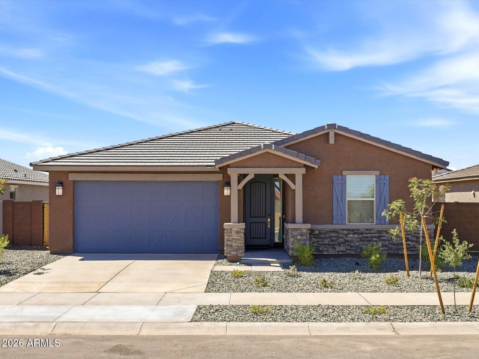 15985 W PRICKLY PEAR Trail