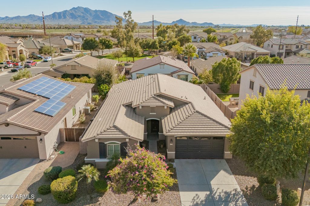 Photo of 2743 E Narrowleaf Drive, Gilbert, AZ 85298 (MLS # 6954968)