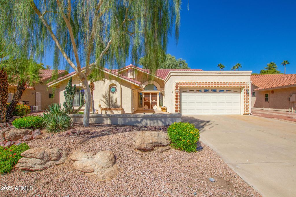 Photo of 9646 W Taro Lane, Peoria, AZ 85382 (MLS # 6930761)