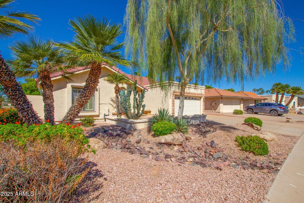 Photo of 9646 W Taro Lane, Peoria, AZ 85382 (MLS # 6930761)