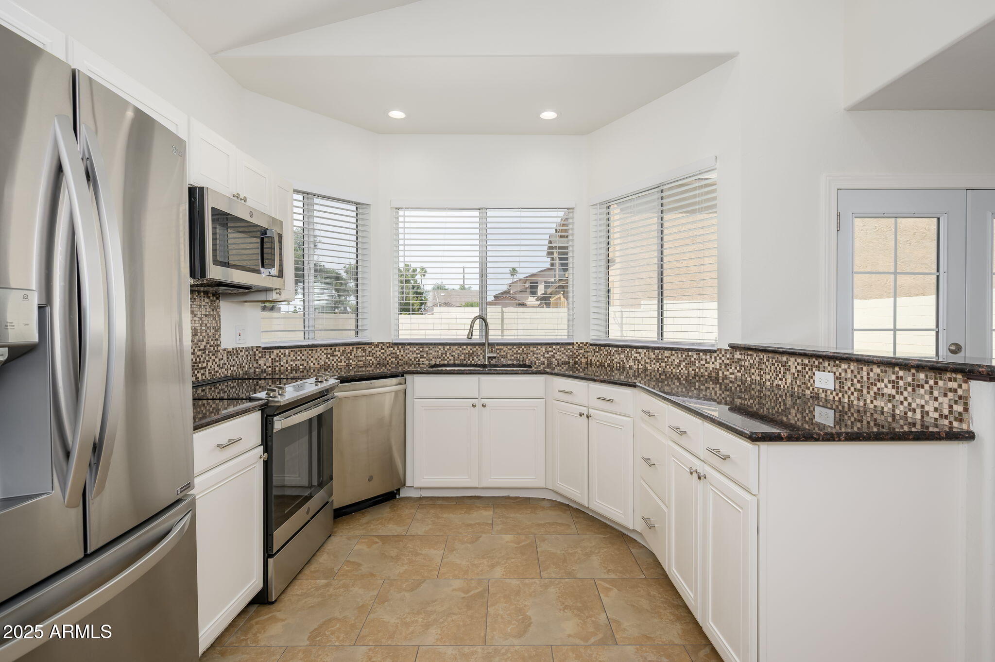 3755 E BROADWAY Road 21