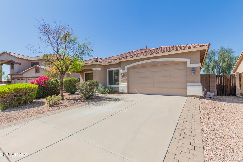 Photo of 5516 N Laguna Drive, Litchfield Park, AZ 85340 (MLS # 6931754)
