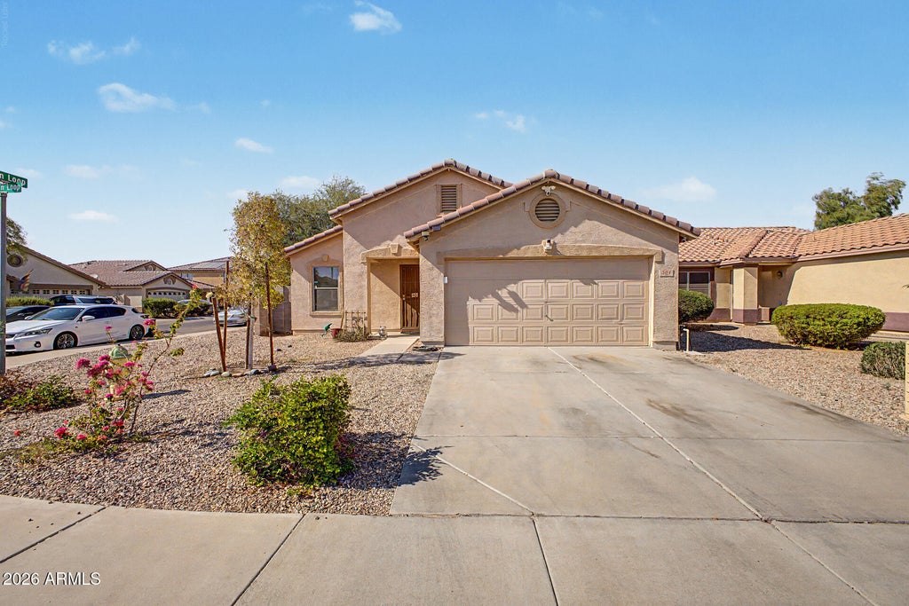 Photo of 564 W Jardin Loop, Casa Grande, AZ 85122 (MLS # 7073854)