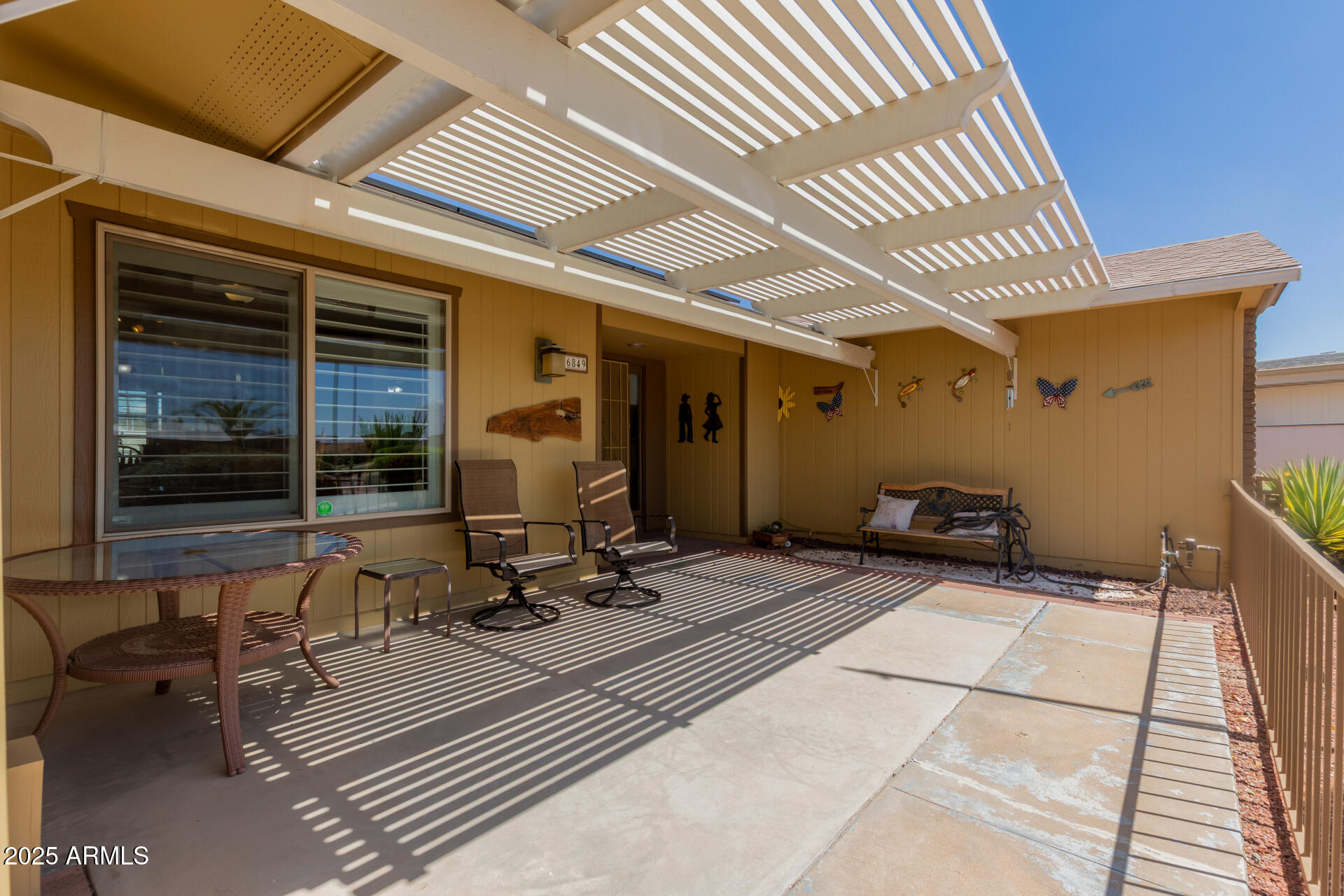 16849 N MEADOW PARK Drive
