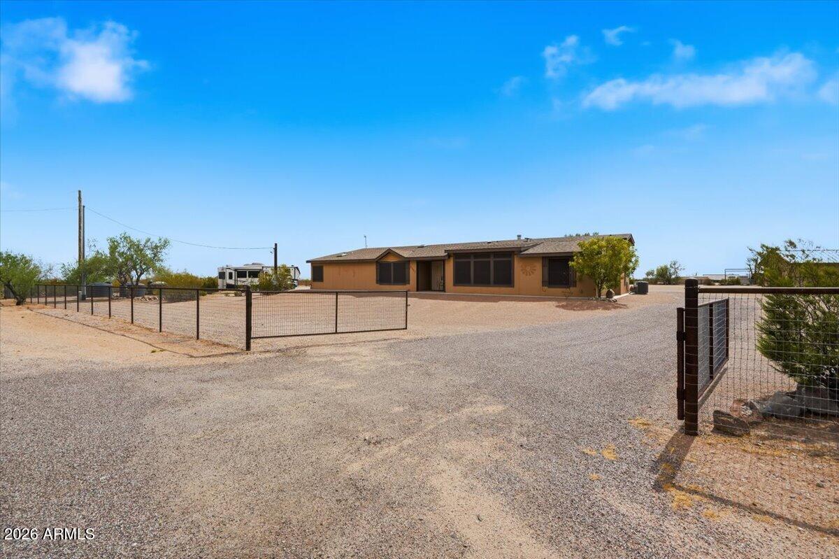 3137 S ALMENDRA Road