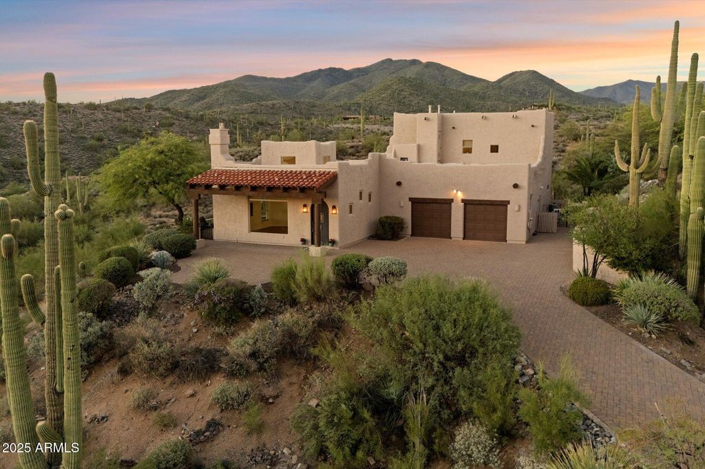 Photo of 39455 N Father Kino Trail, Carefree, AZ 85377 (MLS # 6927535)