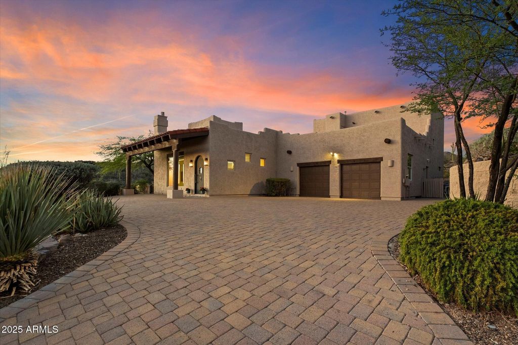 Photo of 39455 N Father Kino Trail, Carefree, AZ 85377 (MLS # 6927535)