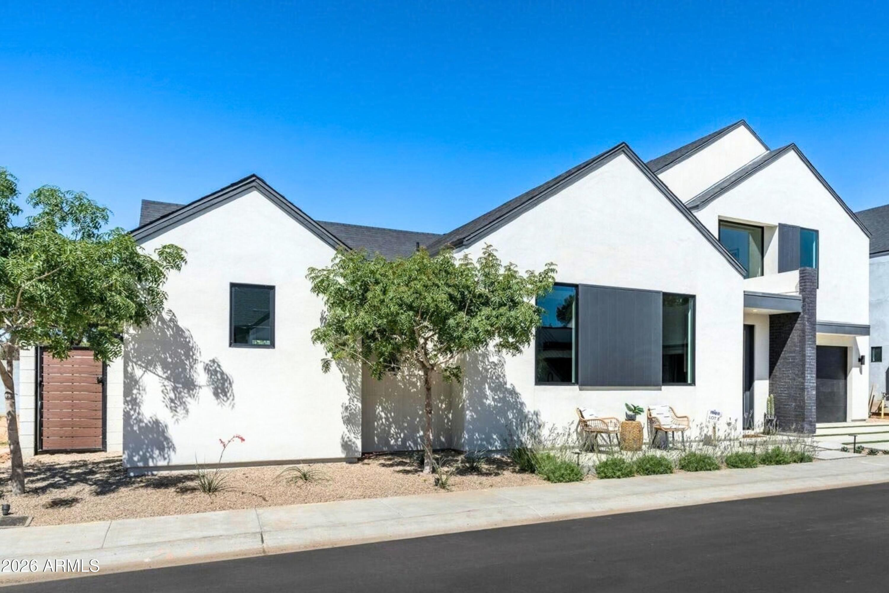 6314 N 10TH Drive