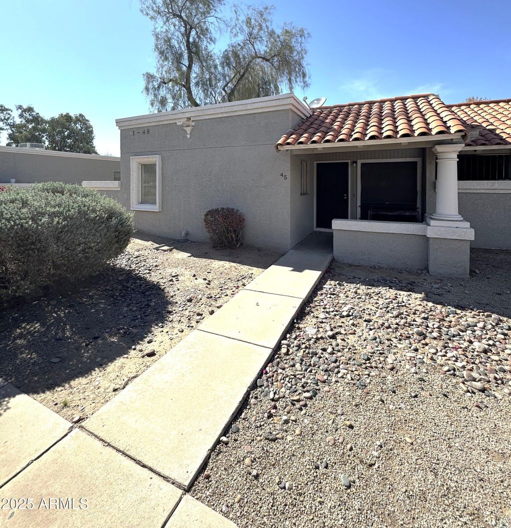 listing image 0