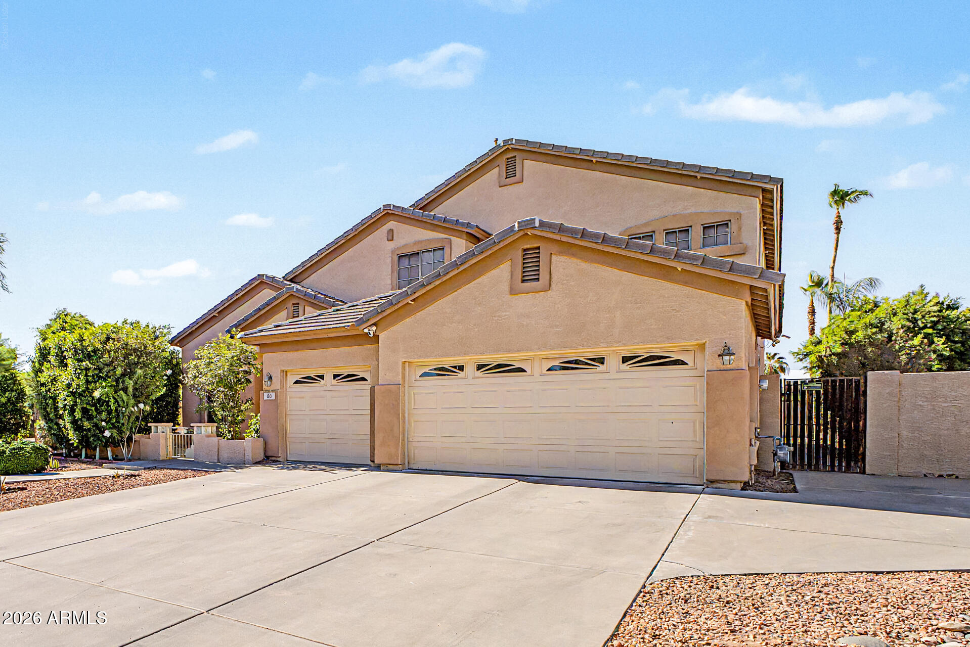 66 E Julian Drive
