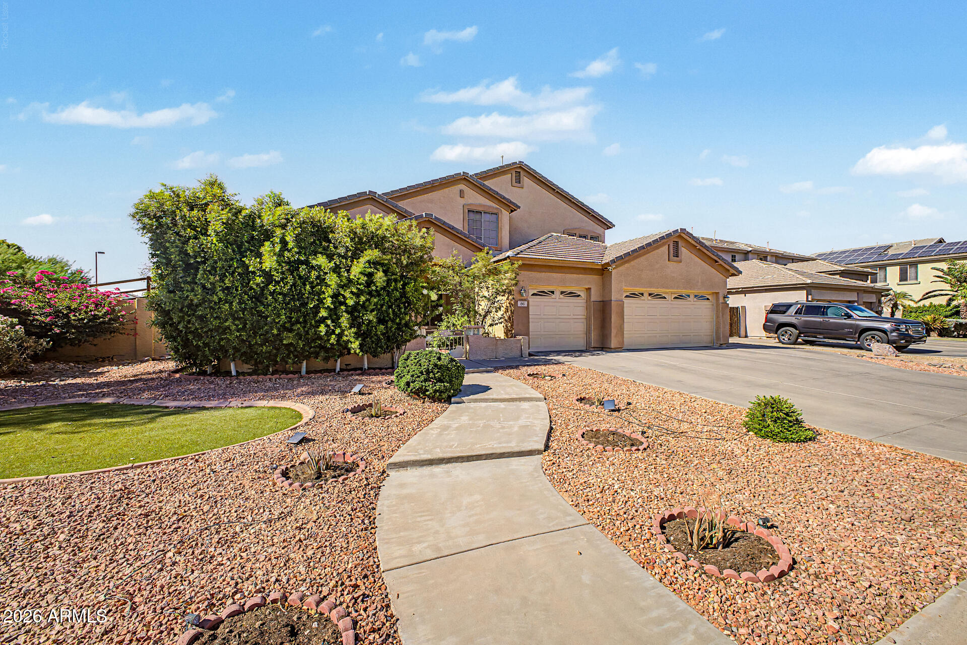 66 E Julian Drive
