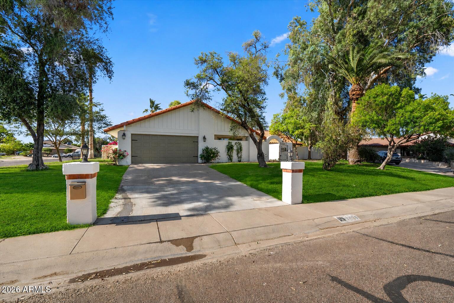 1756 W ECHO Lane