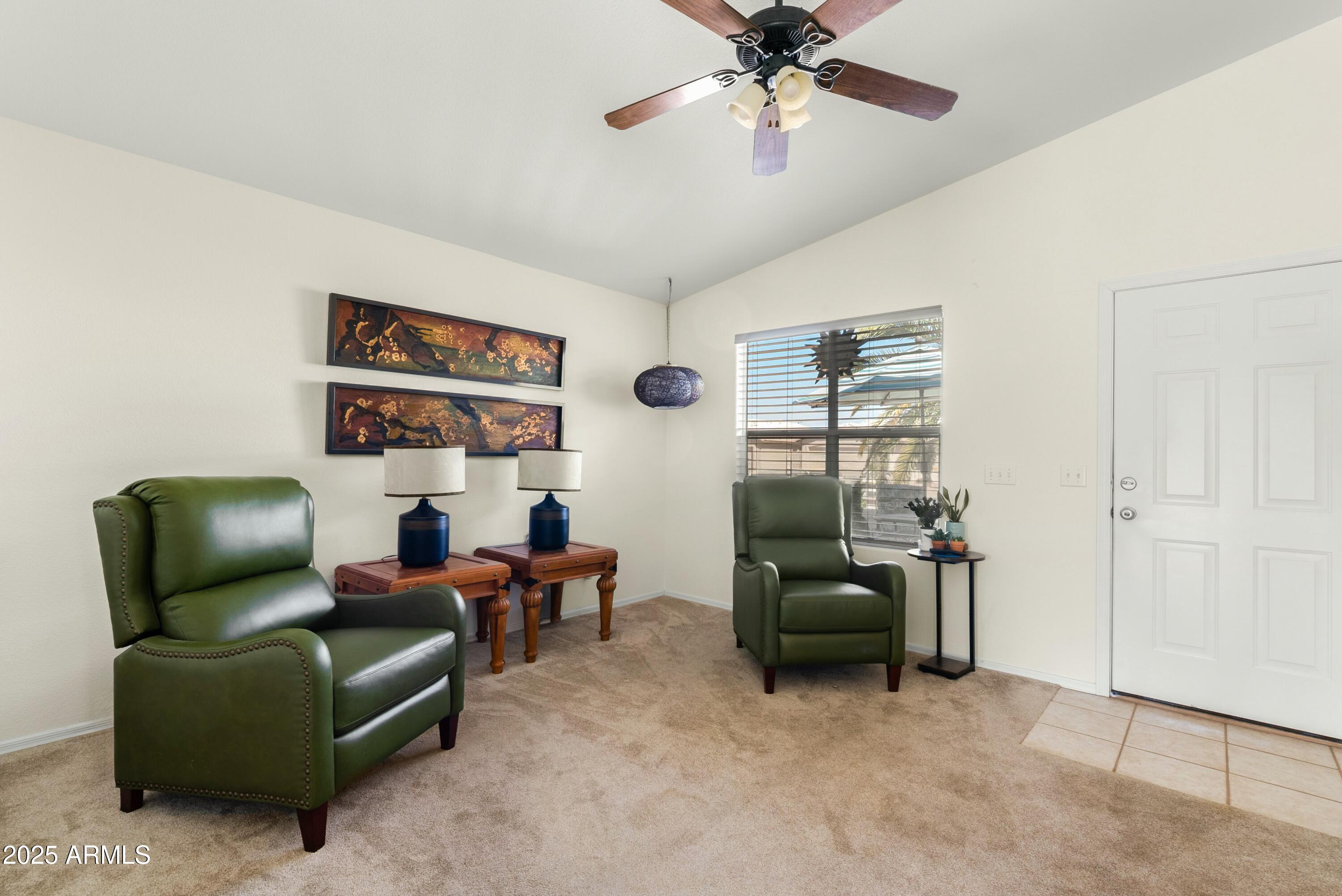 1433 E INDIAN WELLS Drive