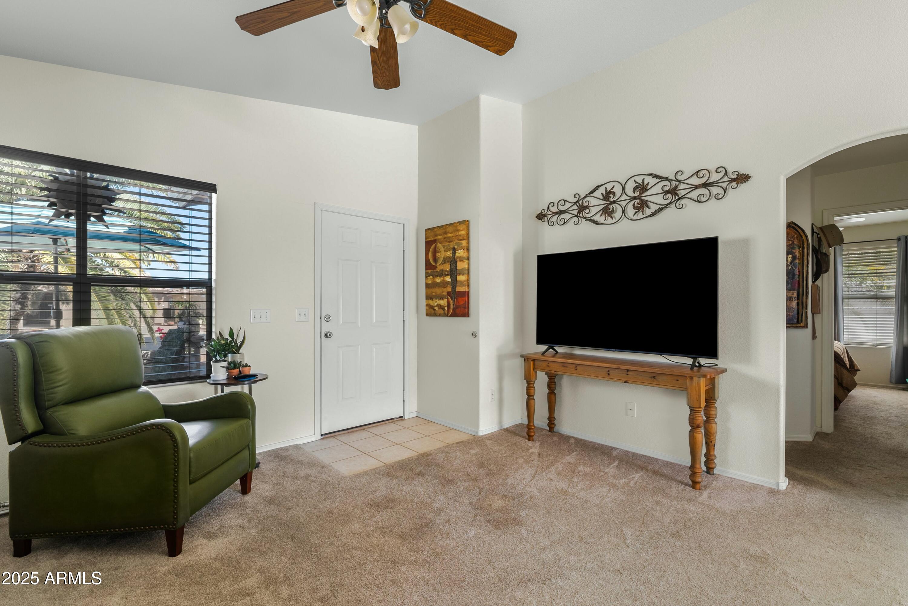 1433 E INDIAN WELLS Drive