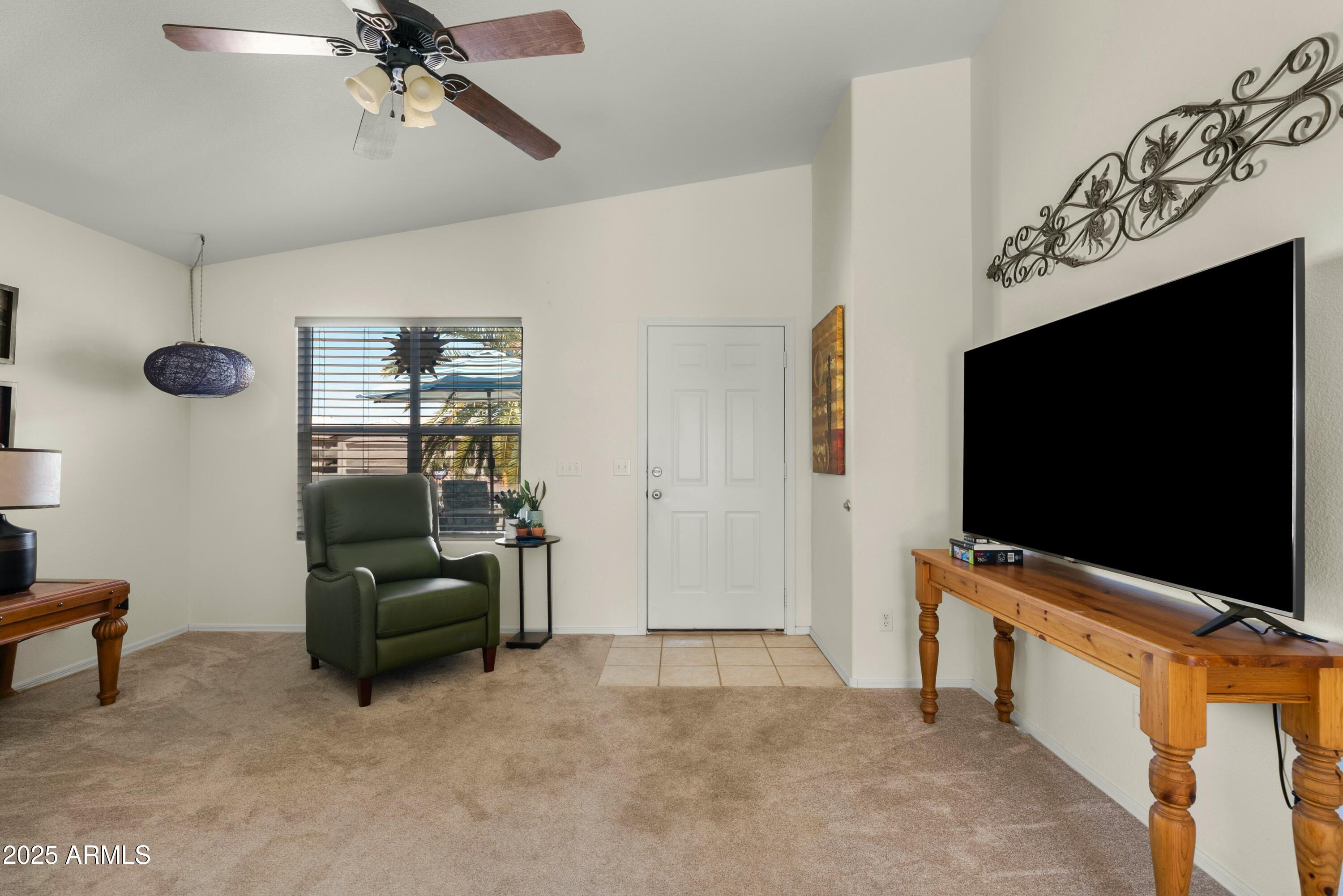1433 E INDIAN WELLS Drive