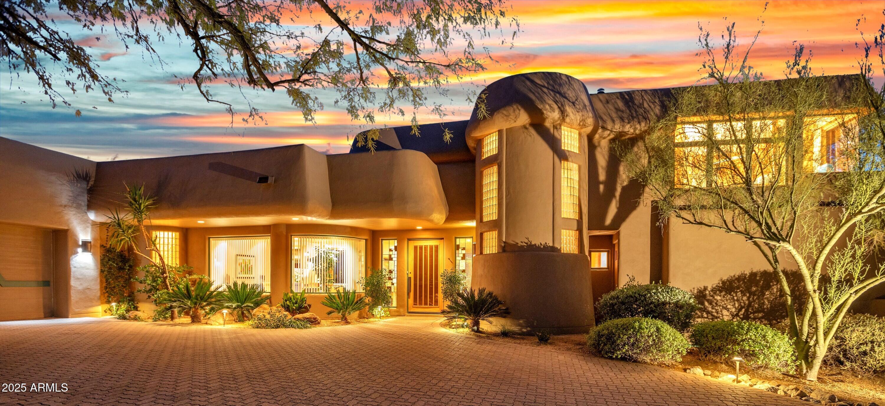 10040 E HAPPY VALLEY Road 595
