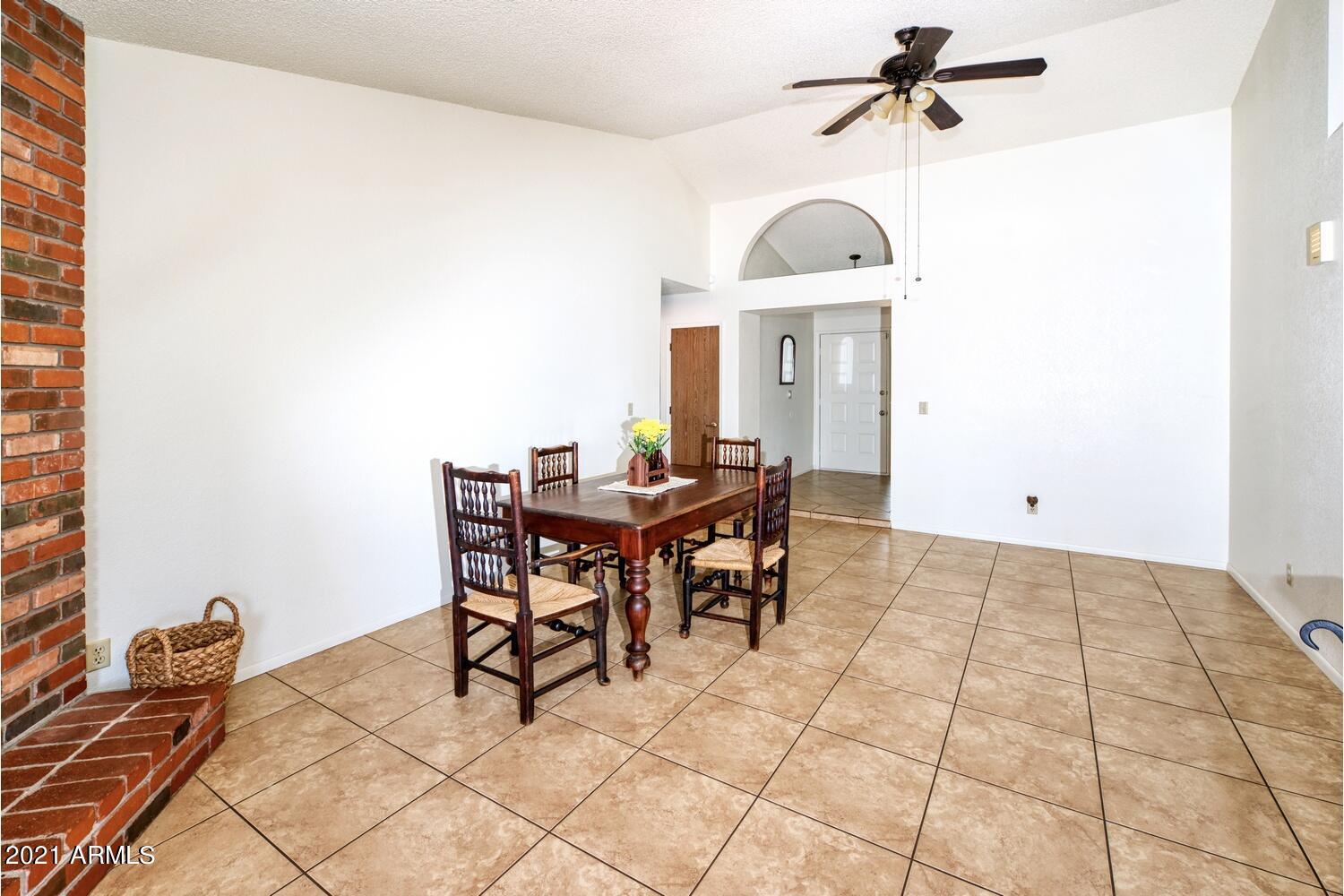 TRACT UNIT 115 AMD - Residential