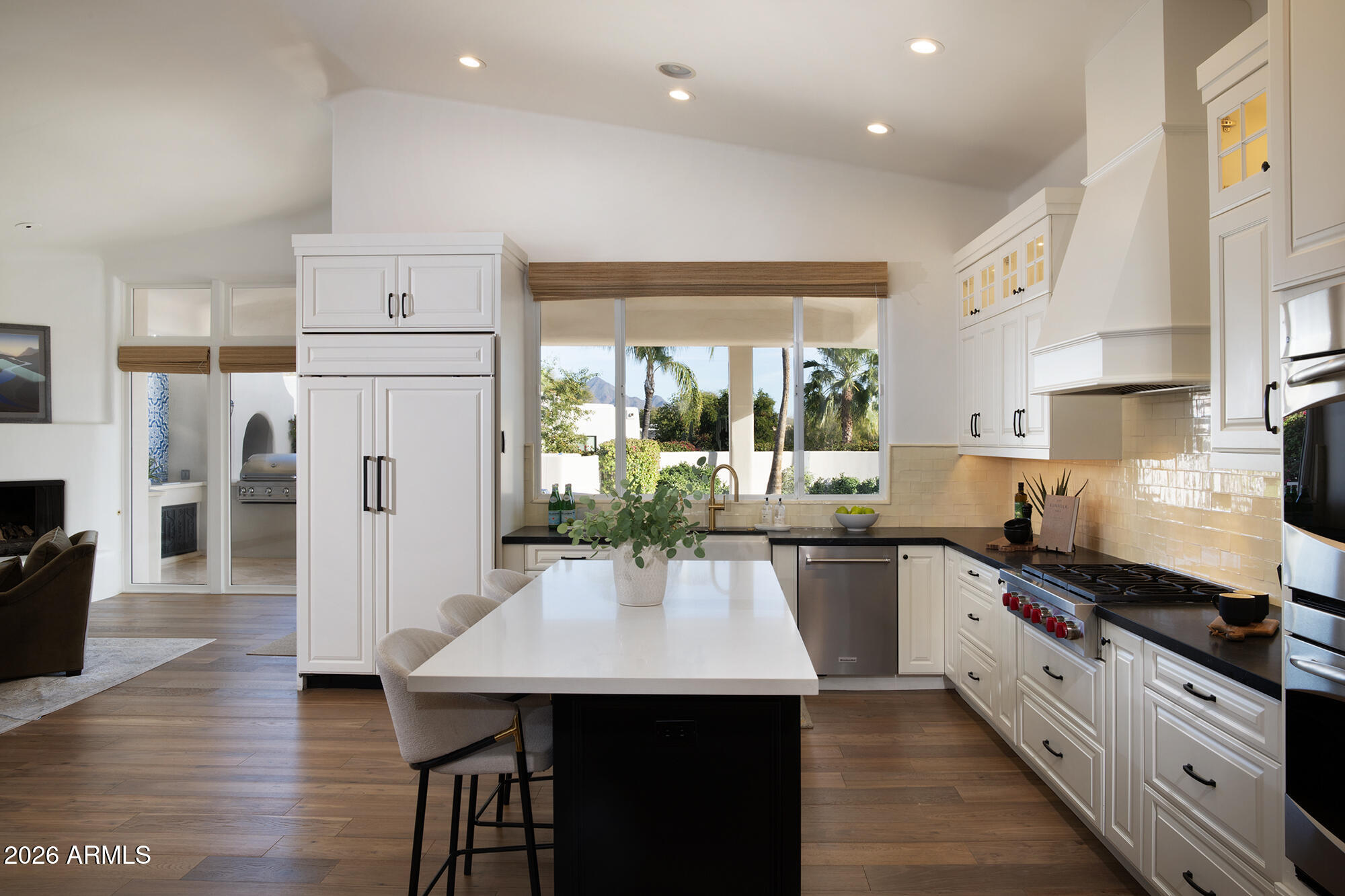 8414 E LA SENDA Drive