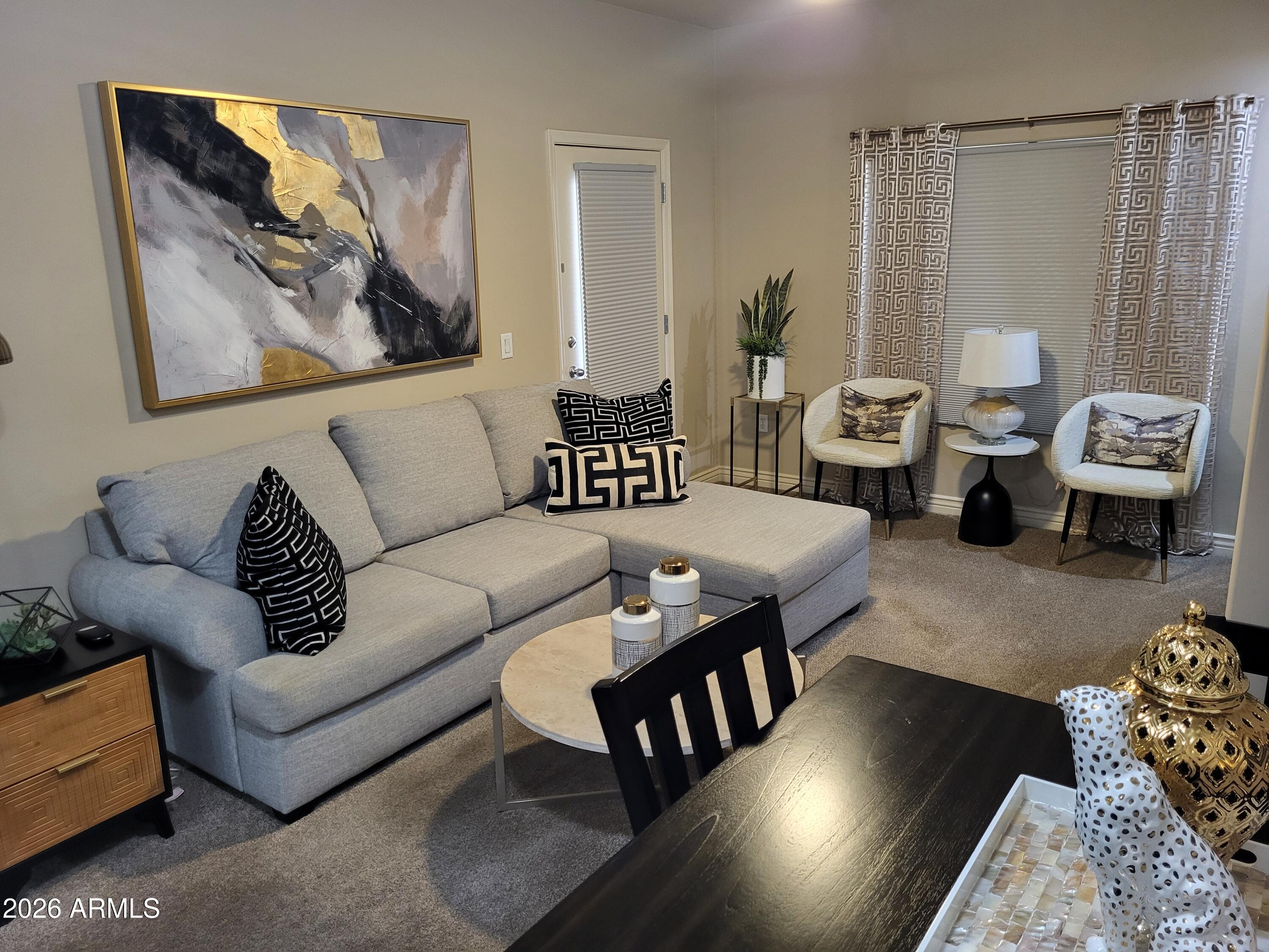 5350 E DEER VALLEY Drive 1249