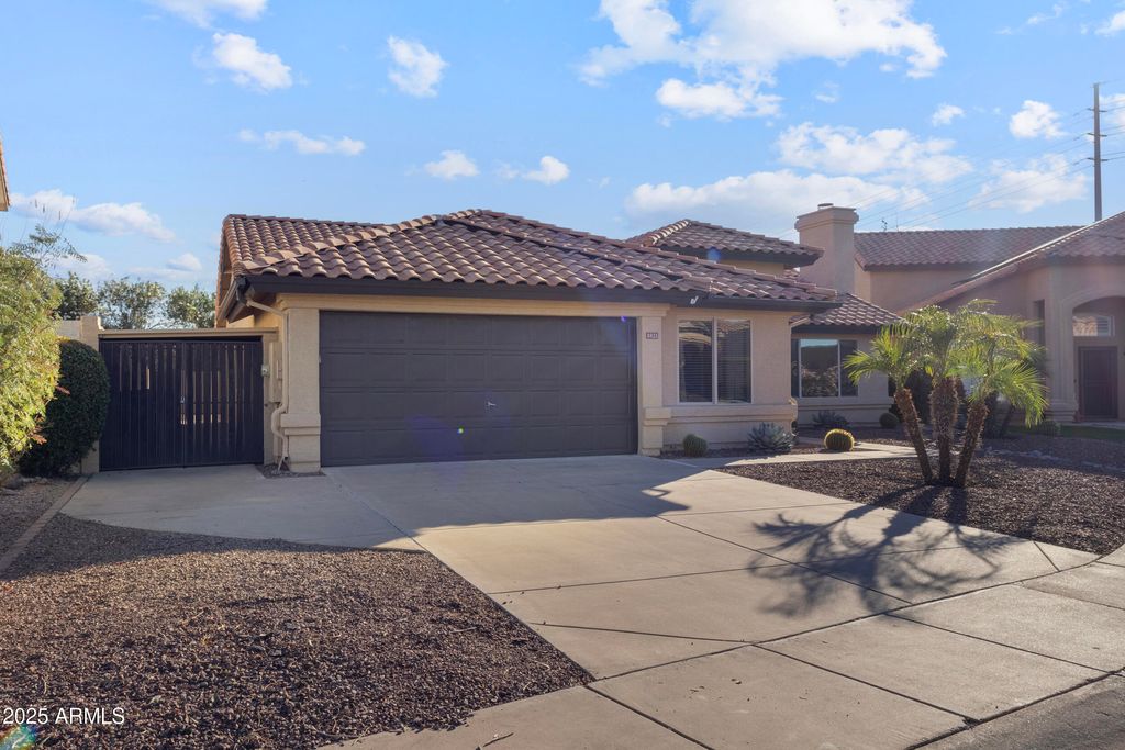 Photo of 8823 E Floriade Drive, Scottsdale, AZ 85260 (MLS # 6945583)