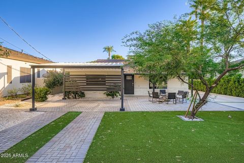 Photo of 4113 E Glenrosa Avenue, Phoenix, AZ 85018 (MLS # 6930647)