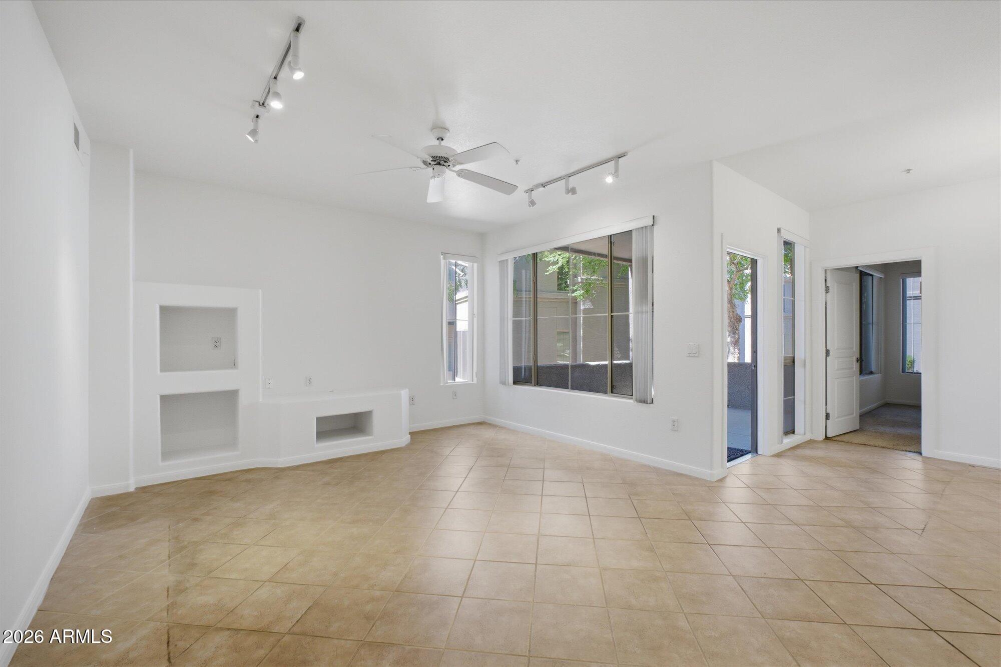 TALAVERA CONDOMINIUM - Residential