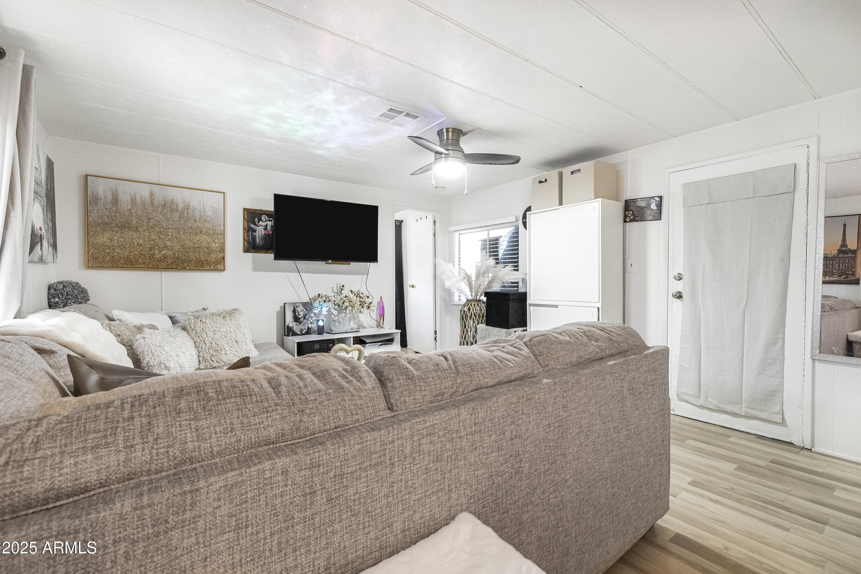 8401 N 67 Avenue 128