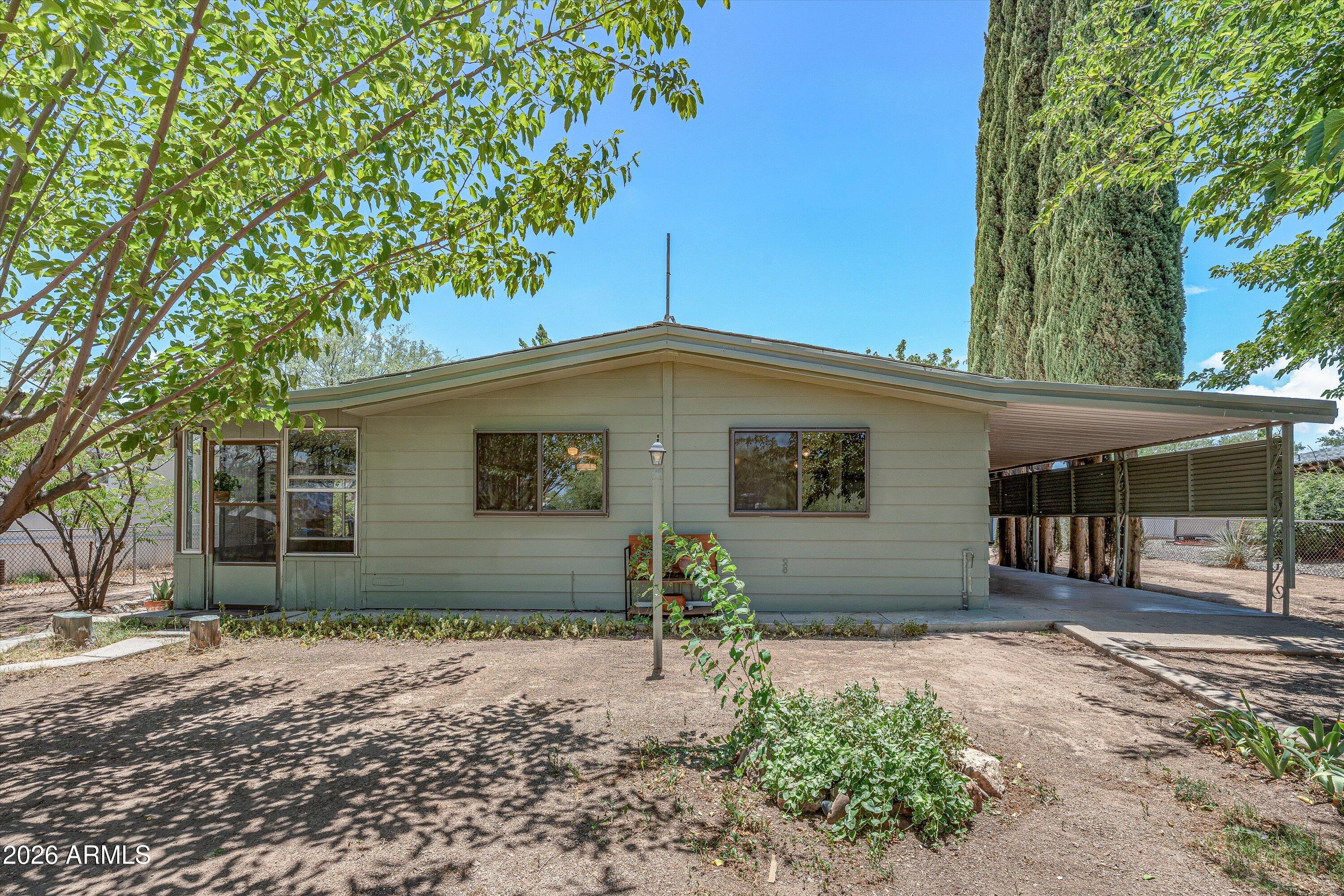 3165 W ROBIN Road