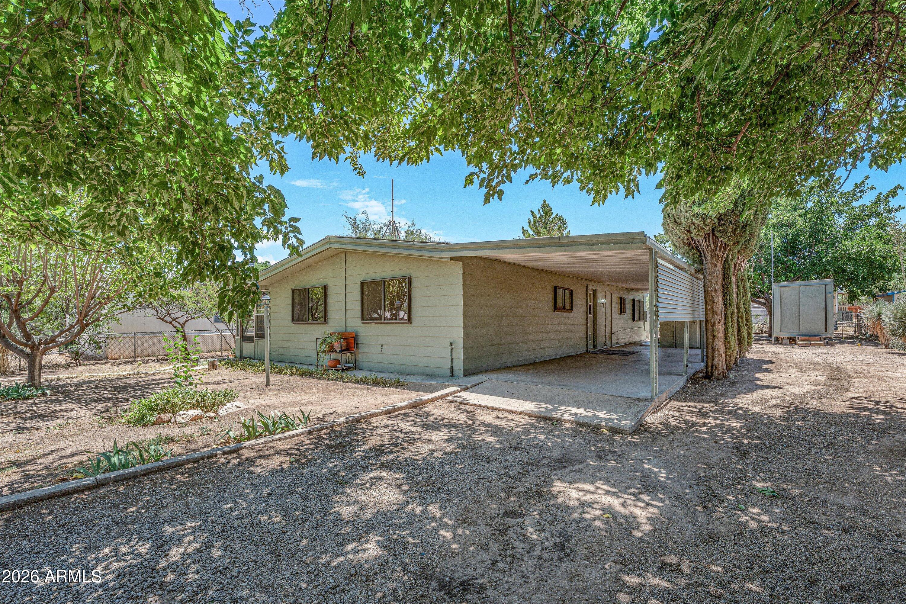 3165 W ROBIN Road