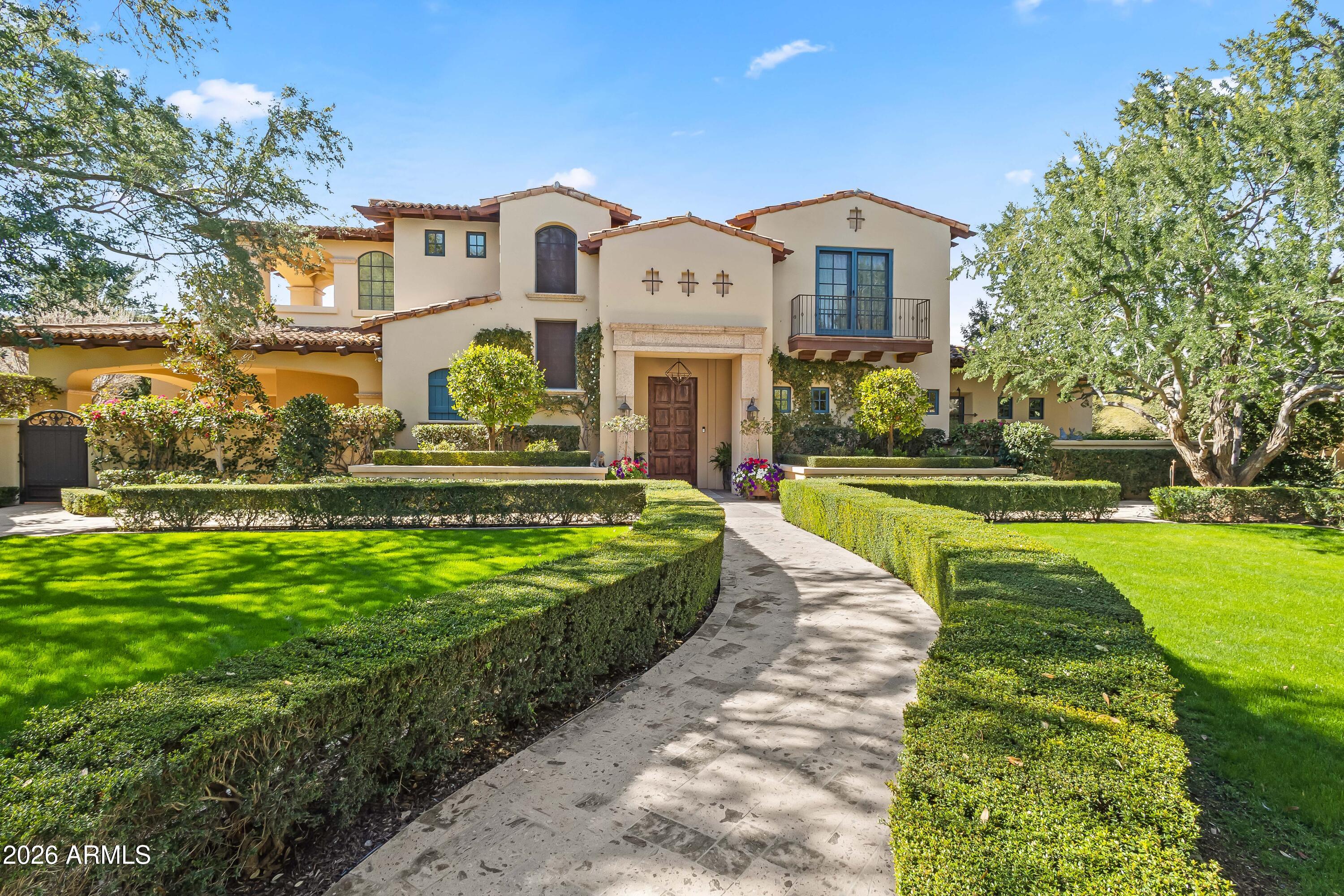 8920 N MARTINGALE Road