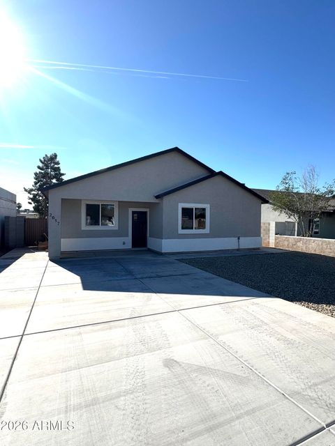 2057 E ORANGE Street Tempe AZ 85281