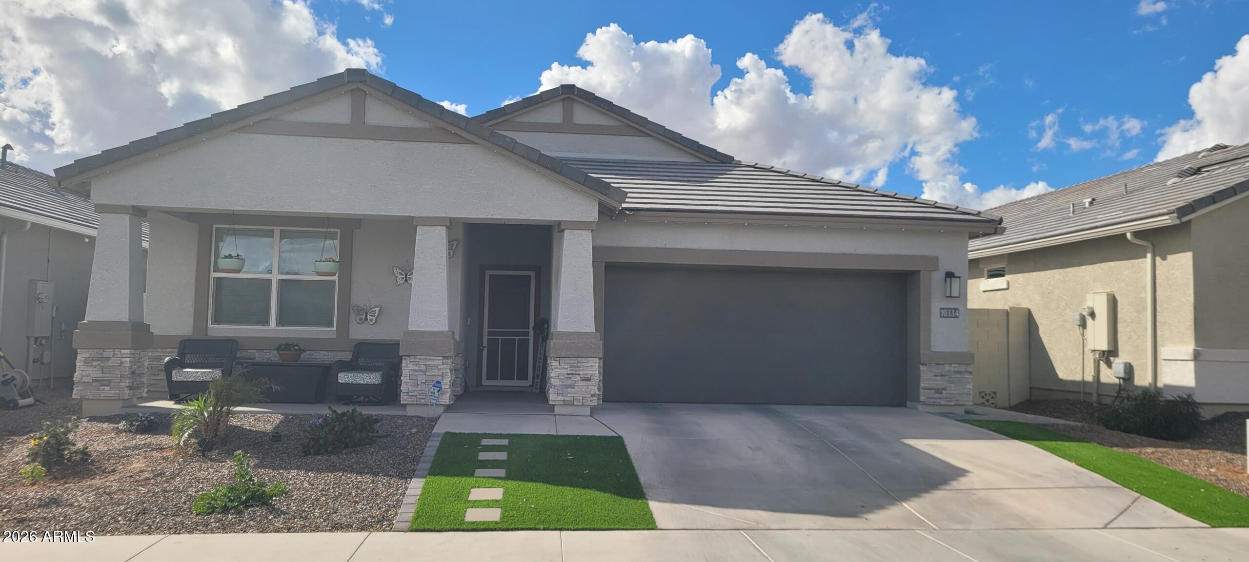 10334 S DESERT VIEW Drive