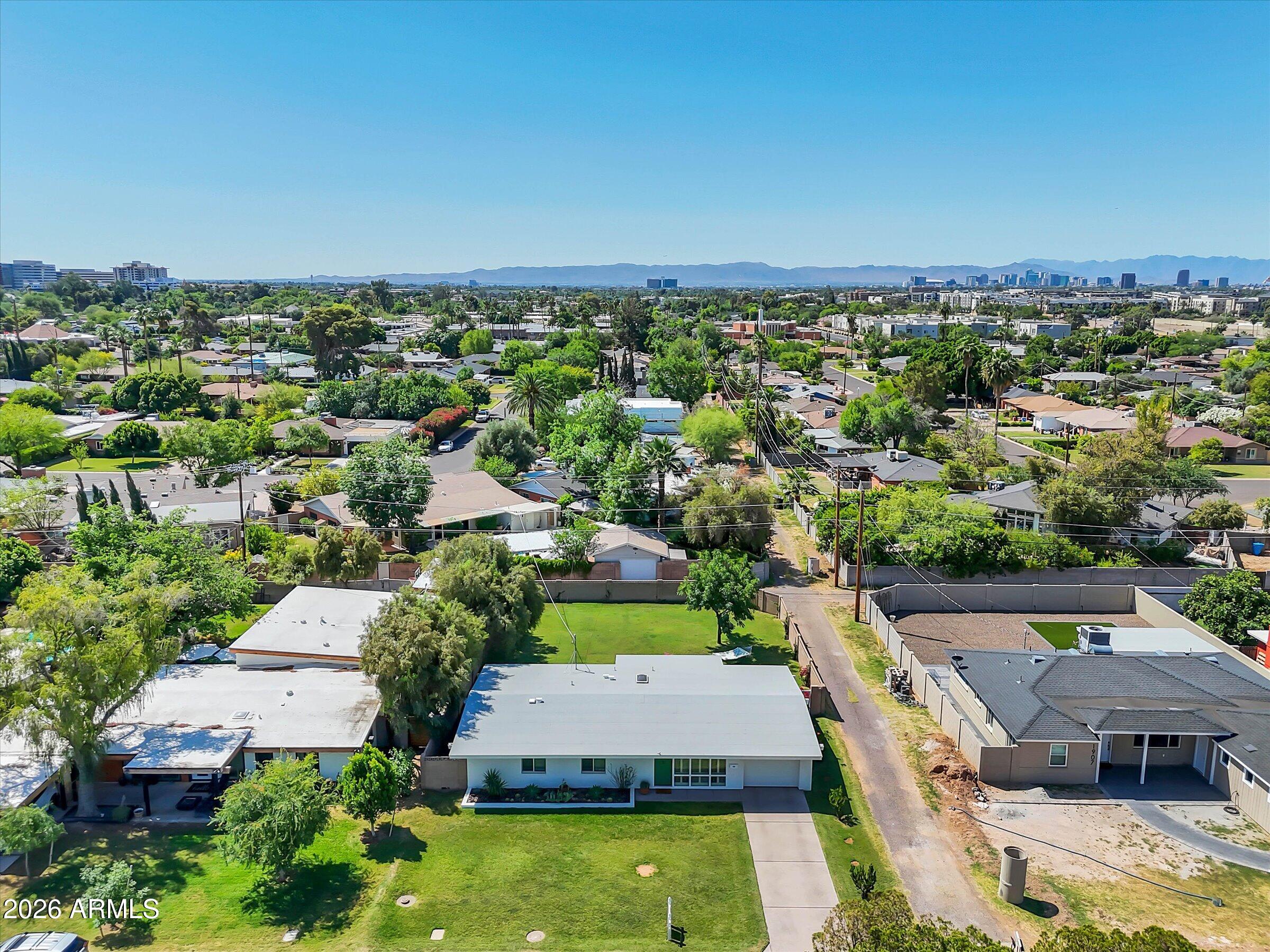 BEVERLY PARK - Residential