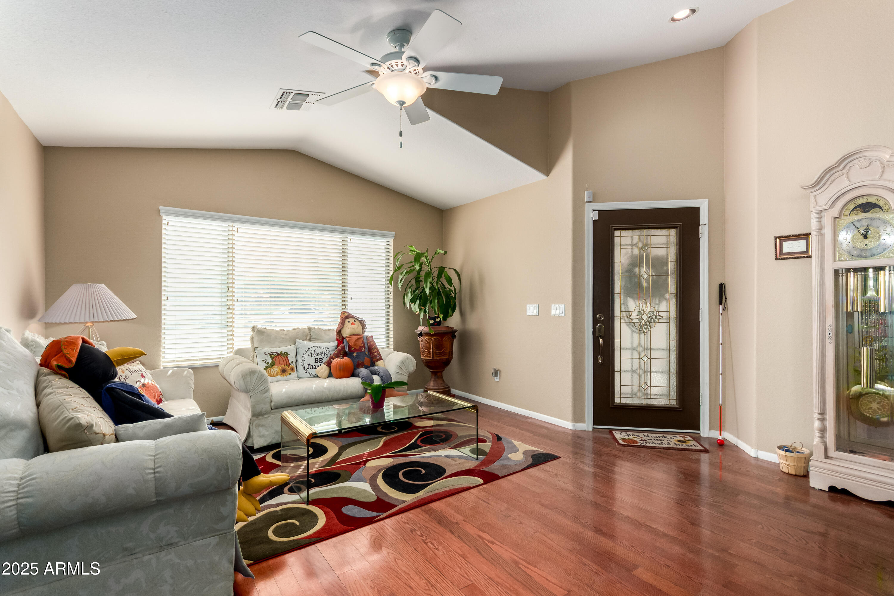 1942 S THUNDERBIRD Drive