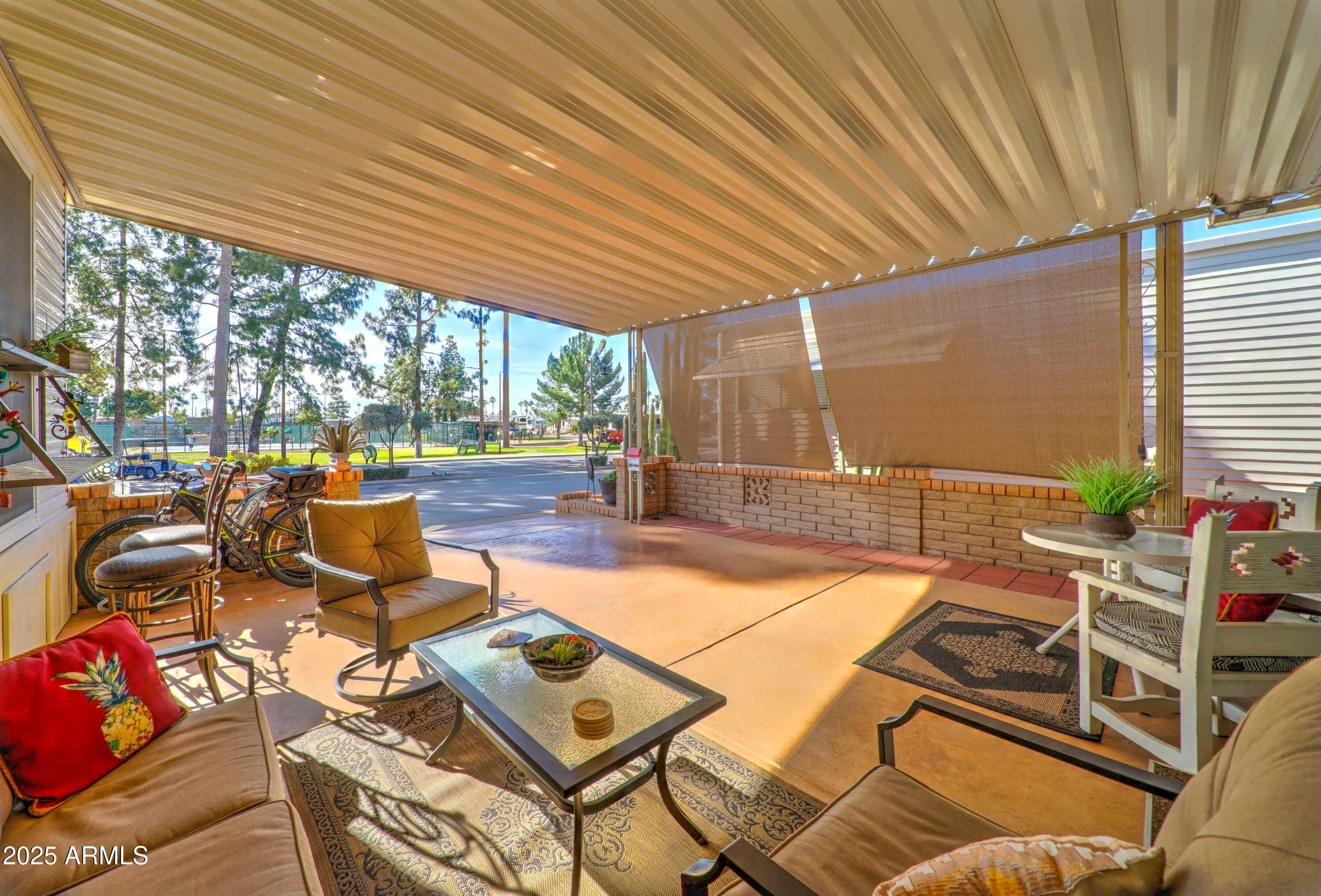 111 S GREENFIELD Road 633