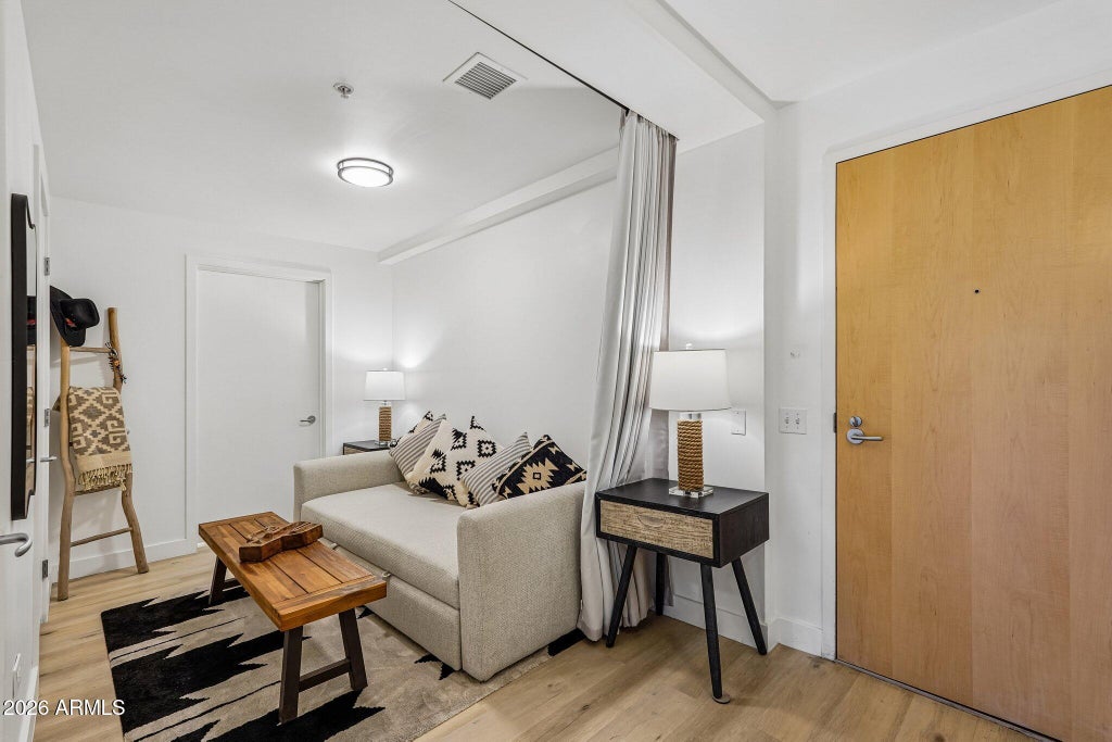 Photo of 7157 E Rancho Vista Drive #5008, Scottsdale, AZ 85251 (MLS # 7091819)