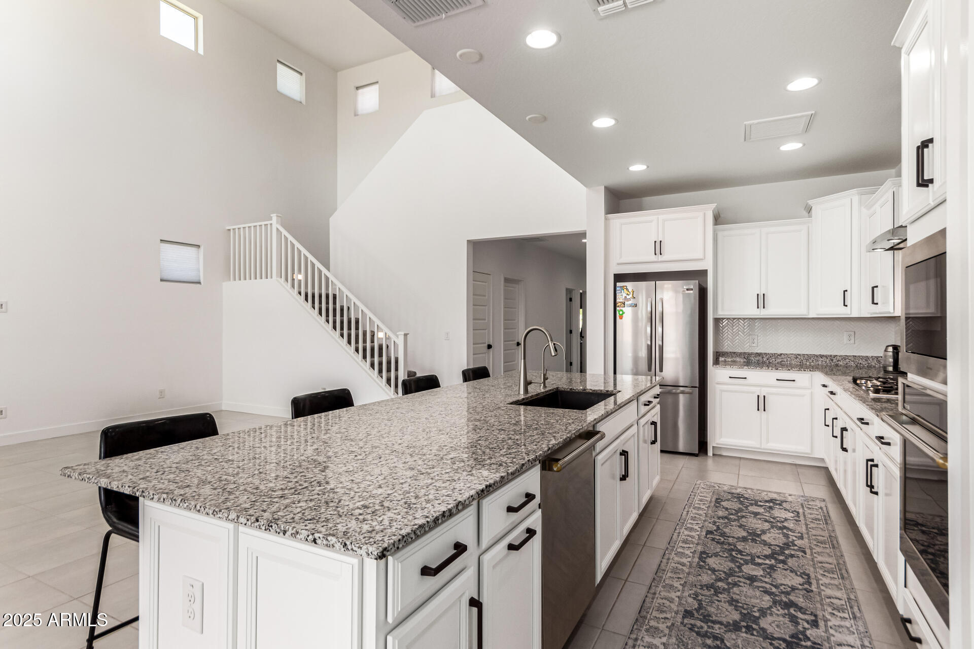 8773 W MEDLOCK Drive